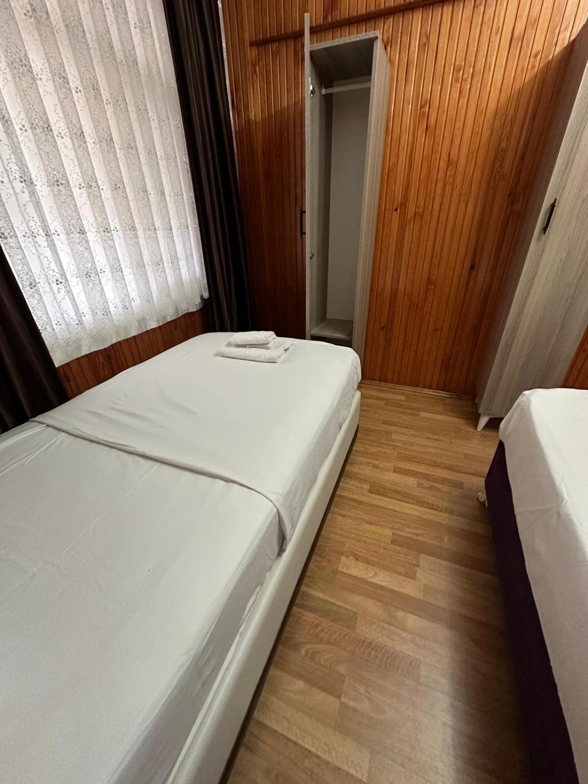 Pilot Hotel 2 Tayakadin Extérieur photo