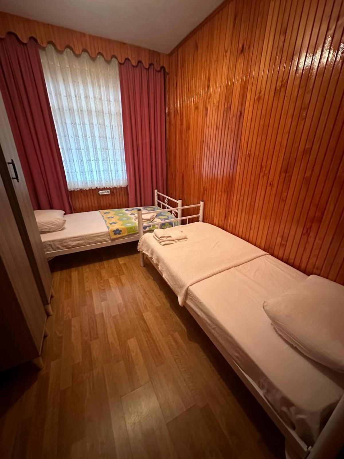 Pilot Hotel 2 Tayakadin Extérieur photo